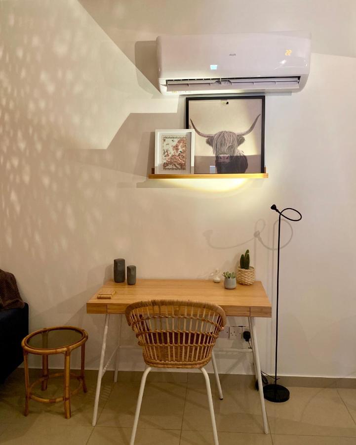 Fat Cow Apartment 102 Livadhia 외부 사진